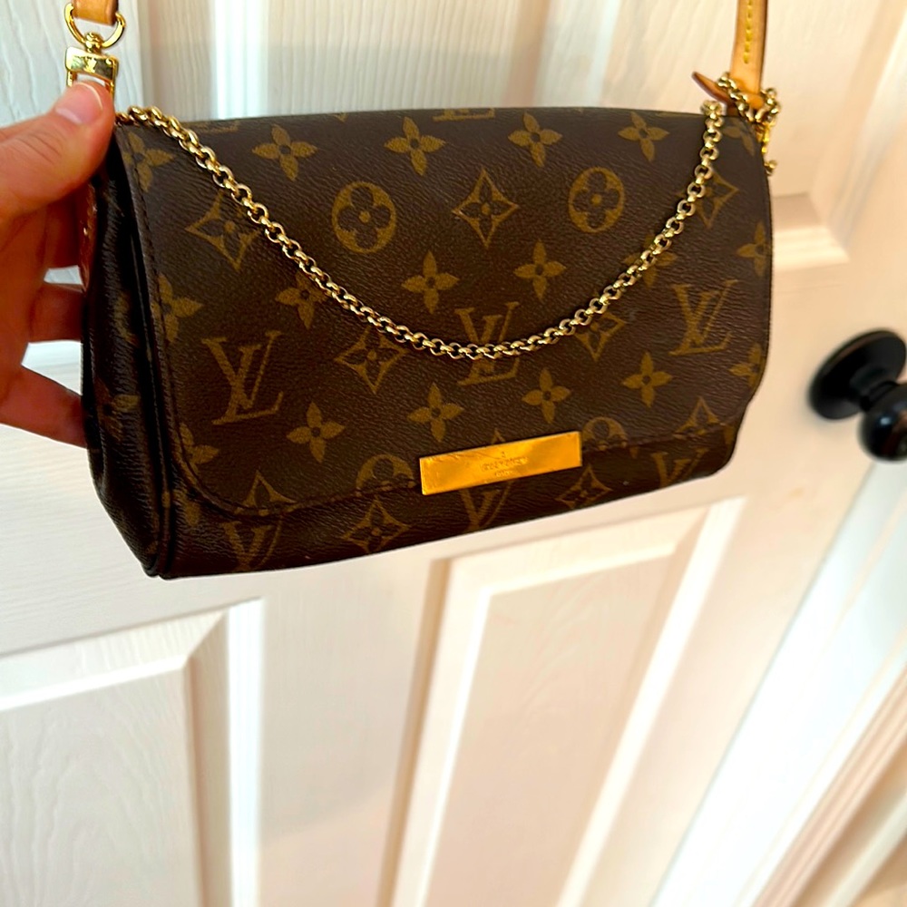 LOUIS VUITTON FAVORITE PM BAG
